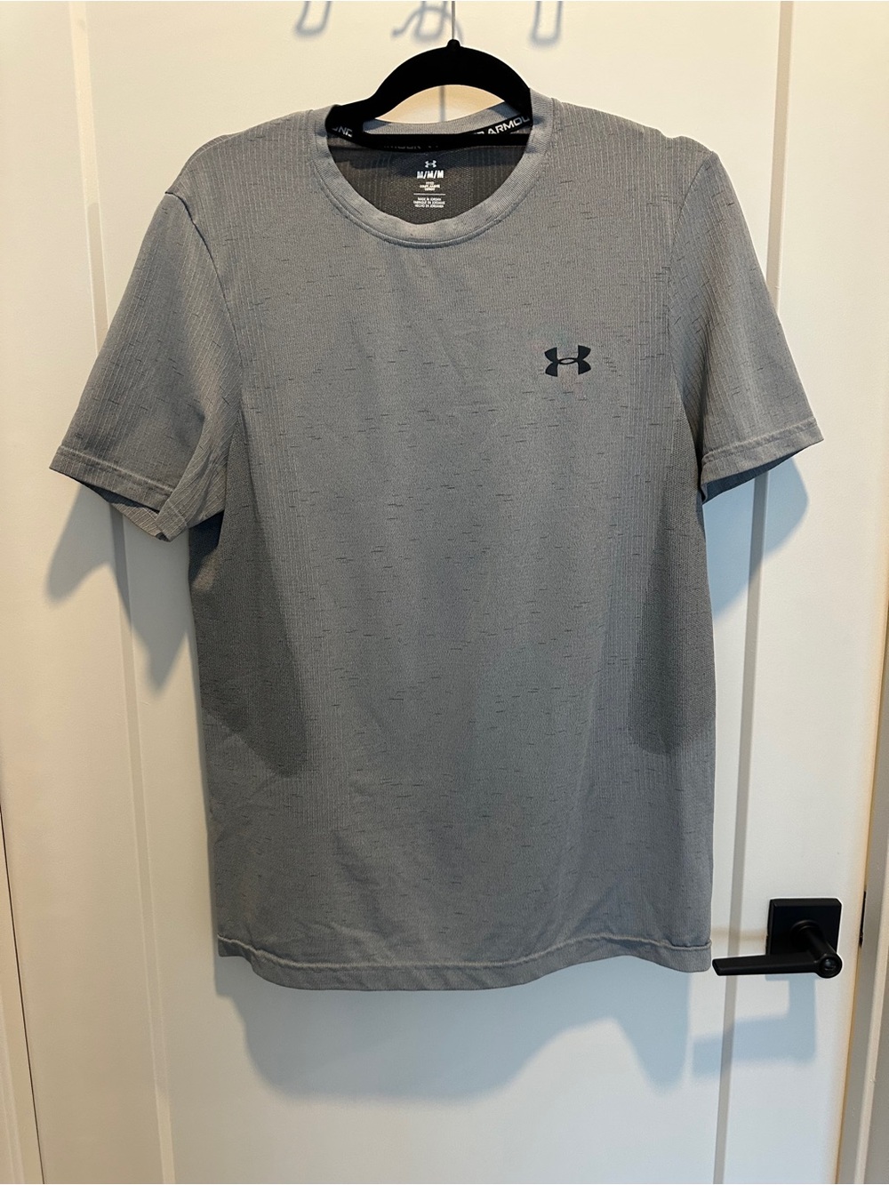 Under Armour Men’s Heather Gray Short Sleeve Crew Tee size M